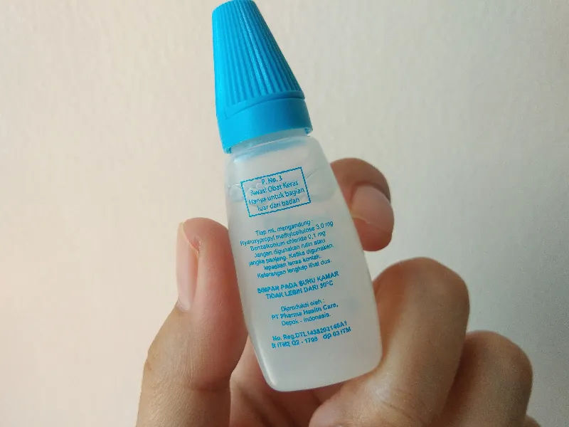obat dry eyes