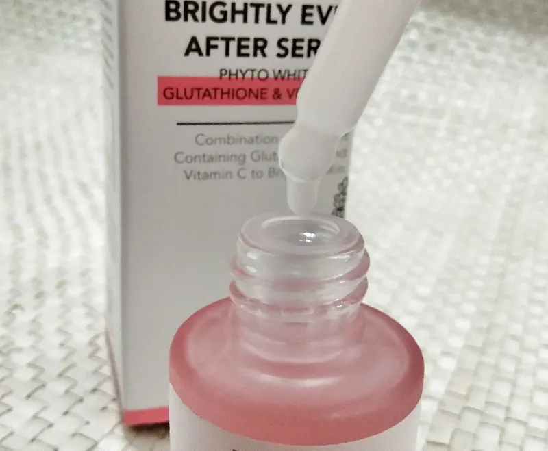 brightly-ever-after-serum-scarlett