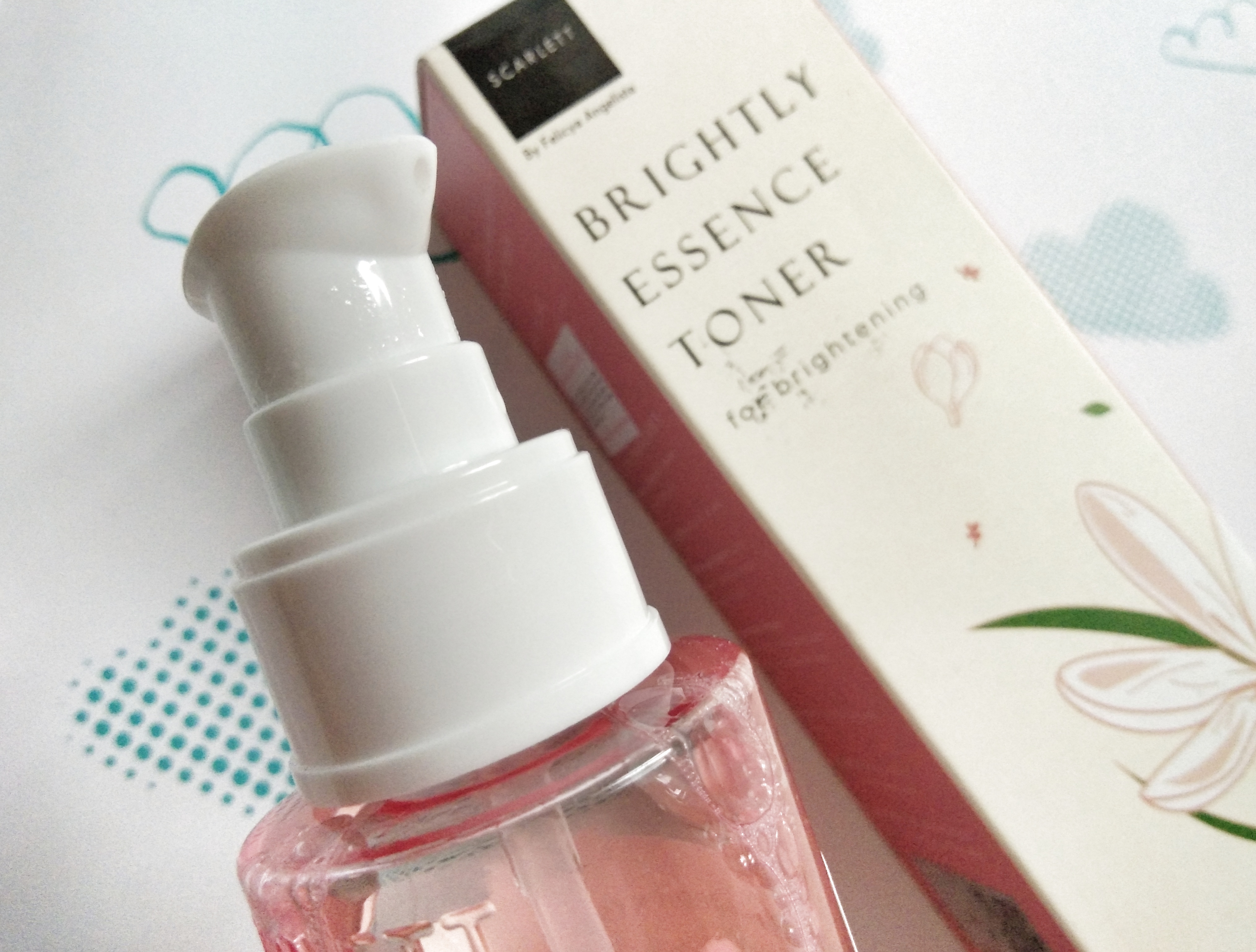 Botol Scarlett Essence Toner