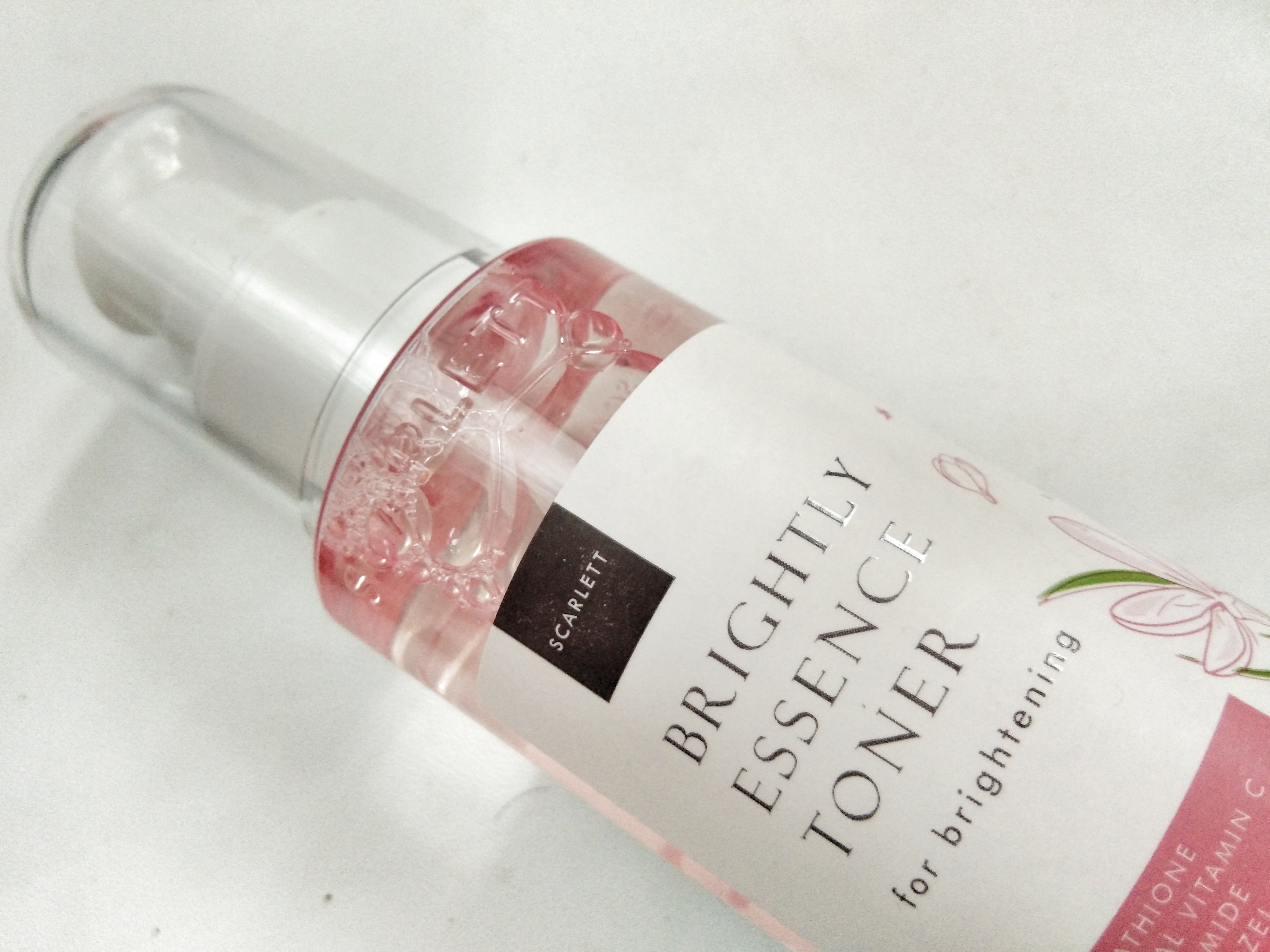 Botol Scarlett Essence Toner