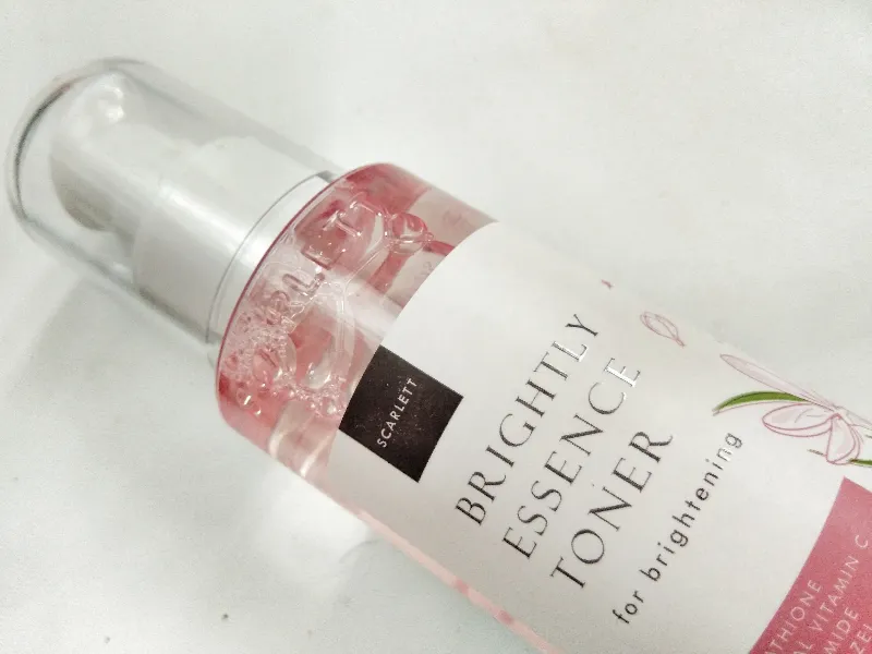 essence toner scarlett